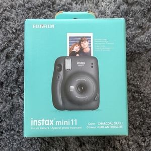 Instax mini 11 charcoal grey brand new